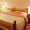 Touristischer Bauernhof Pri Flandru, Cerkno - Dreibettzimmer 2 mit eigenem Bad - Zimmer