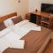 Hotel Keltika, Izola - Dvoulůžkový pokoj 1 s manželskou postelí - Pokoj