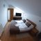 Hotel Keltika, Izola - Dvoulůžkový pokoj 2 s manželskou postelí a vlastní koupelnou - Pokoj