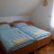Turistična kmetija Majerle, Črnomelj - Dvoulůžkový pokoj 1 s manželskou postelí a vlastní koupelnou - Pokoj