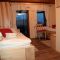 Domačija Ložekar, Alpske sanje, Logarska dolina, Solčava - Dvoulůžkový pokoj 2 s manželskou postelí a balkónem - Pokoj