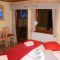 Domačija Ložekar, Alpske sanje, Logarska dolina, Solčava - Dvoulůžkový pokoj 4 s manželskou postelí a balkónem - Pokoj