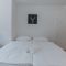 Sobe in apartmaji Bled 18815, Bled - Soba - deluxe b (4+0) -  