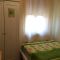 Hostel Sonce - luxury hostel Ptuj, Ptuj - Jednolůžkový pokoj 1 s vlastní koupelnou - Pokoj