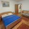 Sobe i apartmani Bled 2573, Bled - Dvokrevetna soba 7 s bračnim krevetom i balkonom - Soba