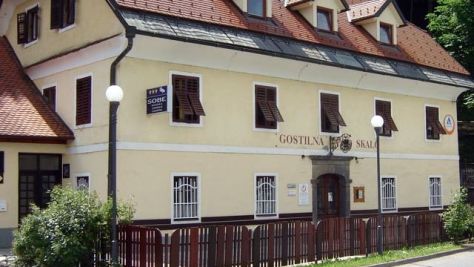 Prenočišča in Hostel Pod Skalo, Kamnik - Exteriér