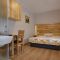 Pokoje Ljubno 924, Ljubno - Dvoulůžkový pokoj 5 s manželskou postelí a vlastní externí koupelnou - Pokoj