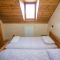 Turistična kmetija Matk, Logarska dolina, Solčava - Dvoulůžkový pokoj 3 s manželskou postelí a vlastní koupelnou - Pokoj